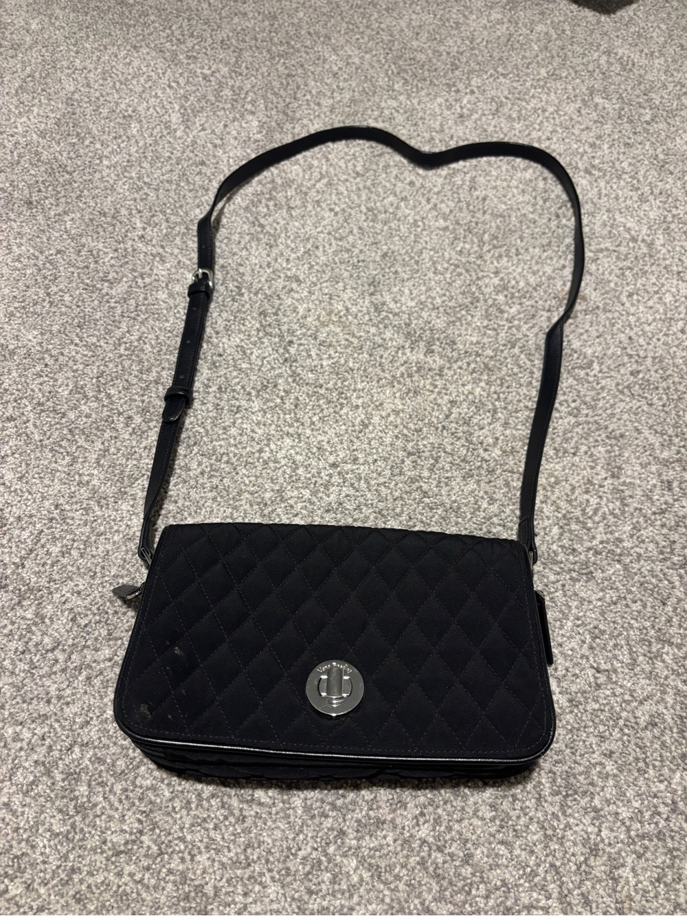 Vera Bradley Black Quilted Crossbody Bag - Classic Women's Shoulder Purse